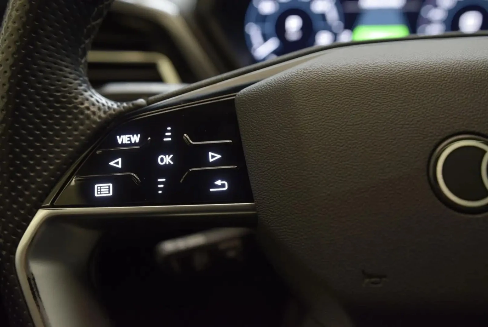 Audi E-Tron Q4 50 QUATTRO* TECHNIK* 2022* PANO* ������ ���� | Mobile.bg � ����������� 11