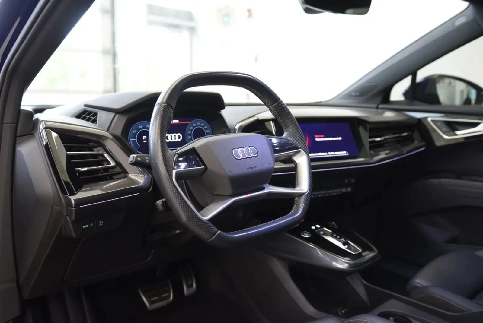 Audi E-Tron Q4 50 QUATTRO* TECHNIK* 2022* PANO* ������ ���� | Mobile.bg � ����������� 10