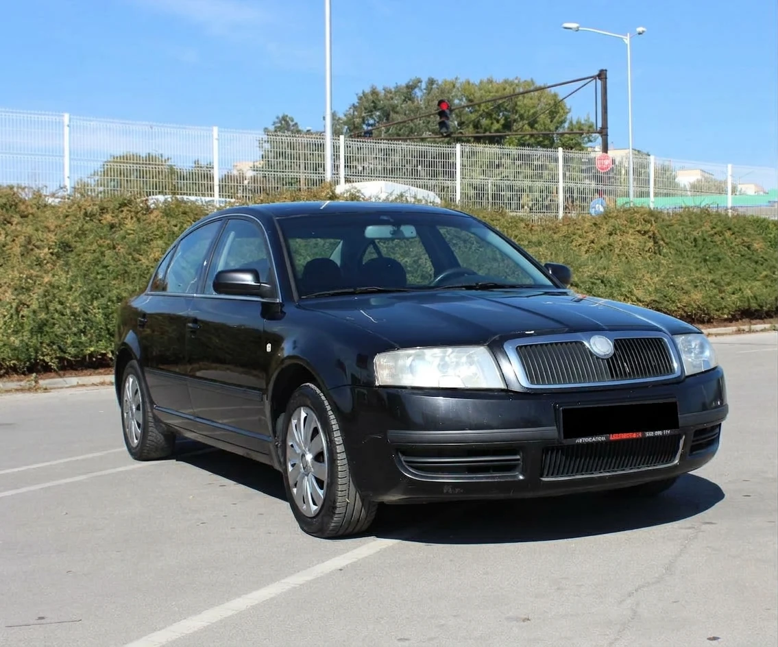 Skoda Superb 2.0 TDI  , снимка 3 - Автомобили и джипове - 56653193