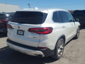 BMW X5 * xDrive40i * ПОДГРЕВИ * ПАНО * 2 КЛЮЧА * CARFAX *, снимка 3