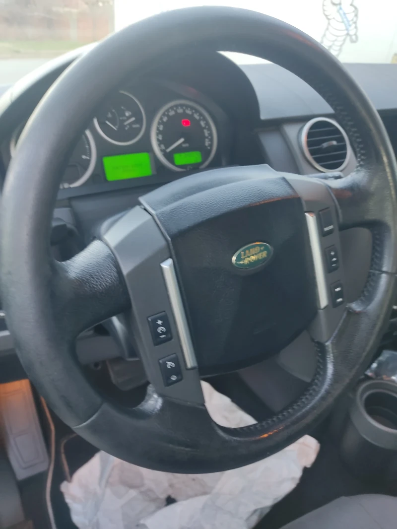 Land Rover Discovery 2.7TDI 3, снимка 9 - Автомобили и джипове - 48089312