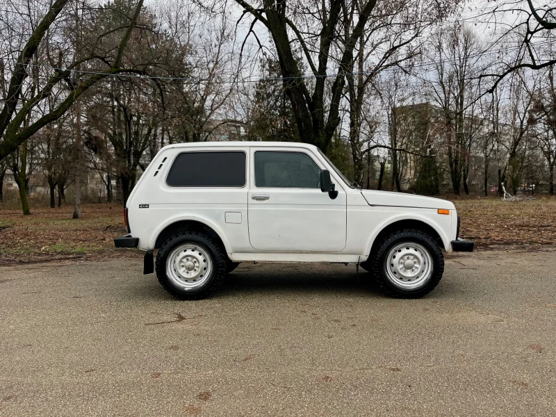 Lada Niva 1.7, снимка 4 - Автомобили и джипове - 48310189