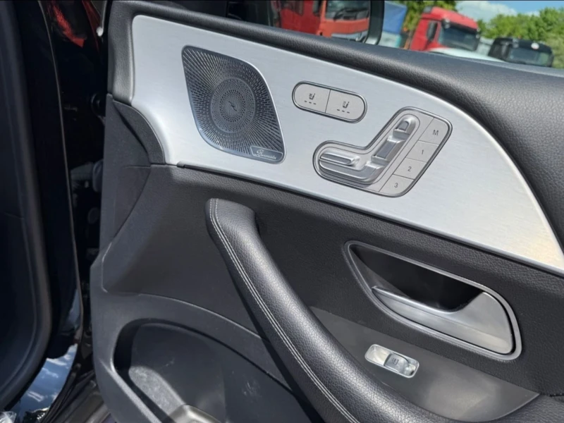 Mercedes-Benz GLE 400 Очакван Внос Mercedes GLE400d Coupe* AMG , снимка 8 - Автомобили и джипове - 50274219