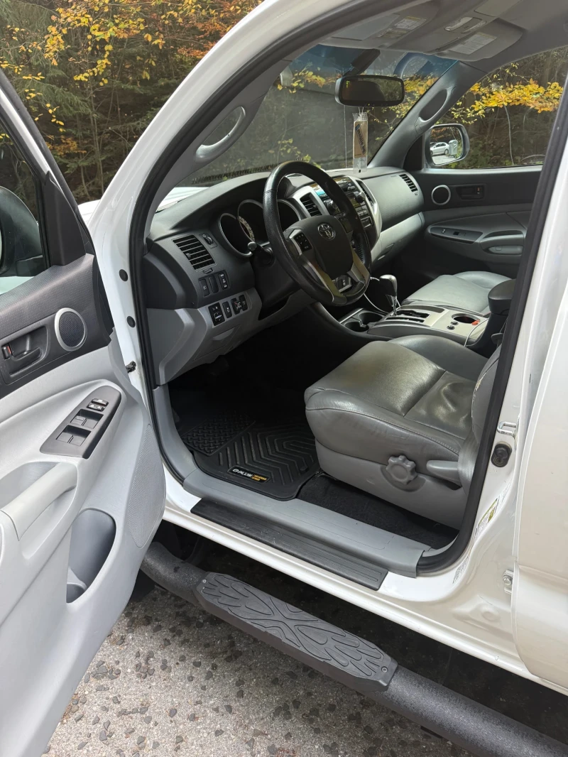 Toyota Tacoma TRD , снимка 11 - Автомобили и джипове - 50663608