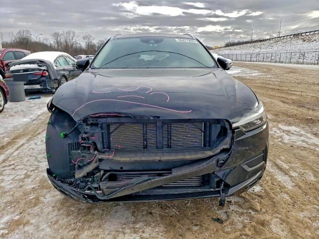 Volvo XC60 2.0L 4 Front-wheel Drive, снимка 8 - Автомобили и джипове - 52857609