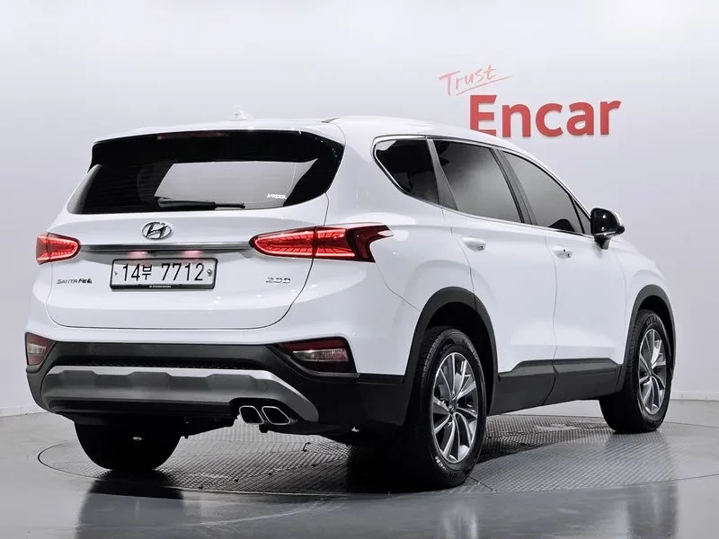 Hyundai Santa fe 2.0 2Wd Premium, снимка 2 - Автомобили и джипове - 55938424