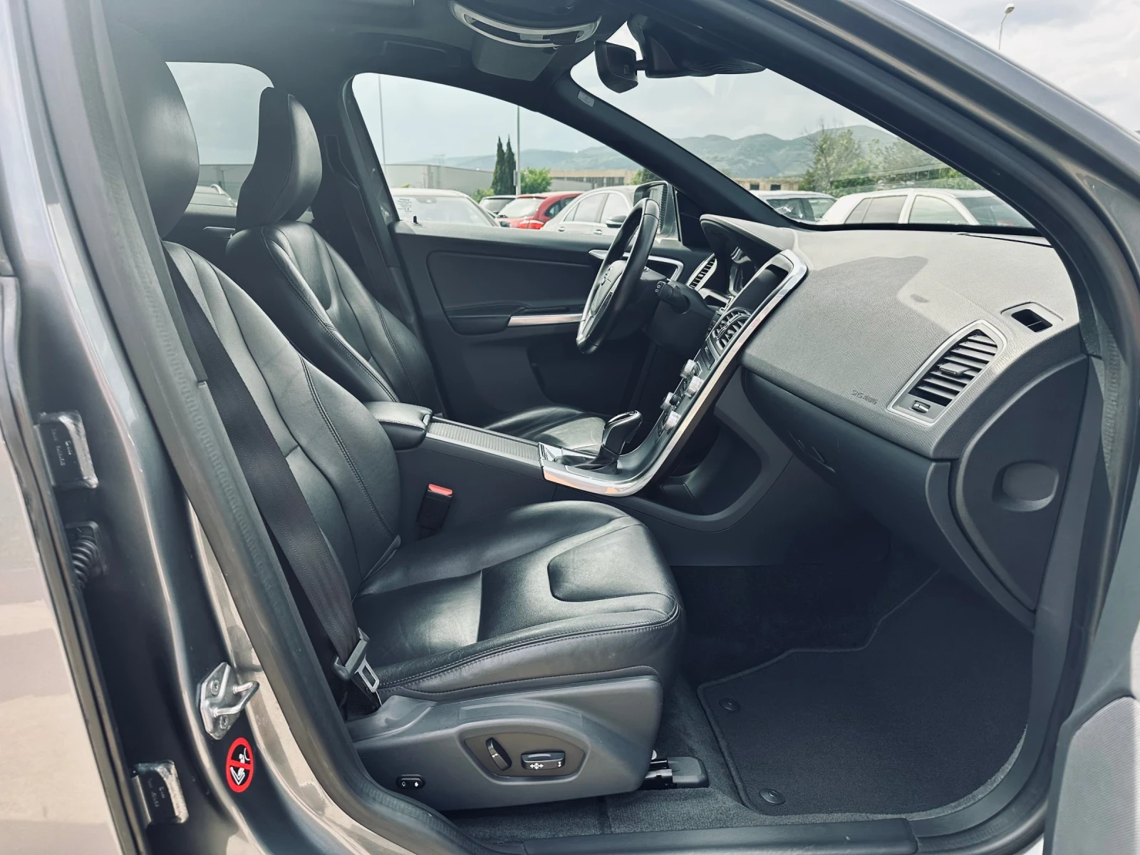 Volvo XC60 2.0 D4/Navi// | Mobile.bg   15