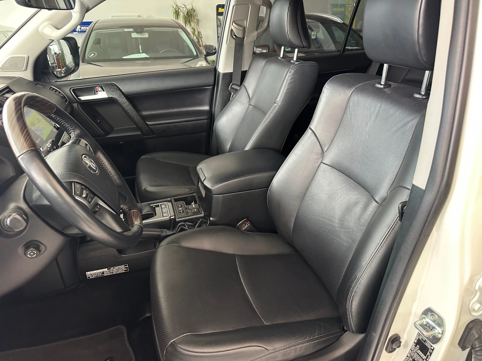 Toyota Land cruiser BlackEdition - изображение 8