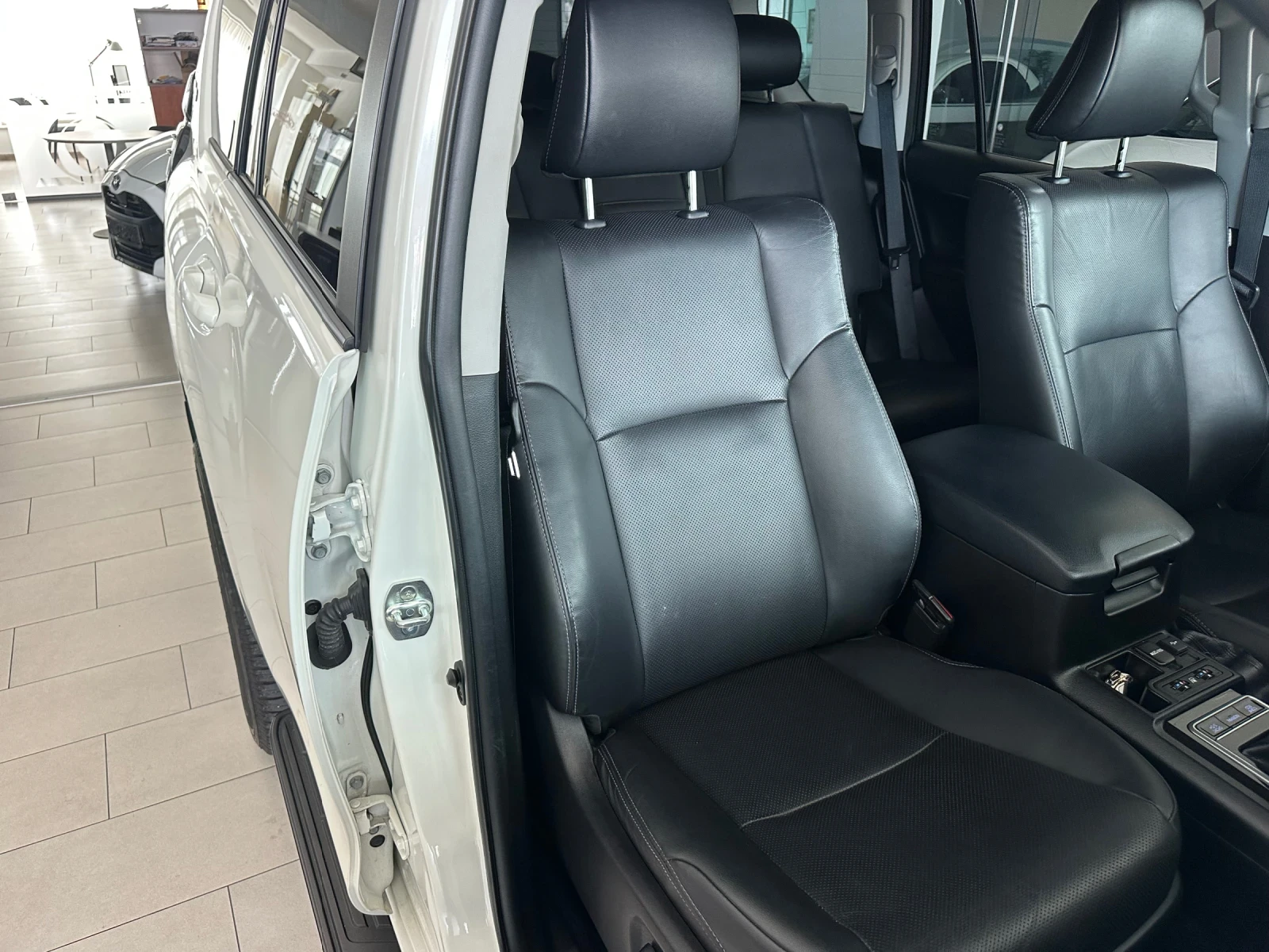 Toyota Land cruiser BlackEdition - изображение 7