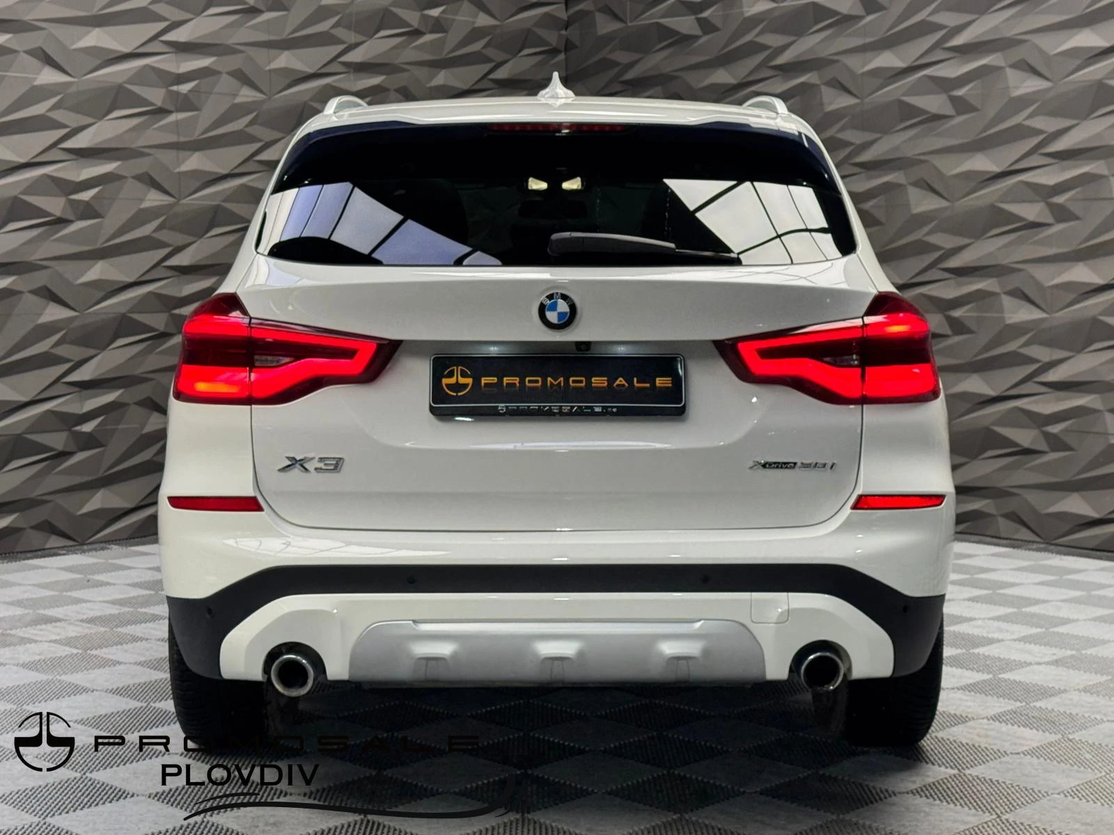 BMW X3 xDrive30i Подгрев* Камера* Navi* Ел. седалки - изображение 4