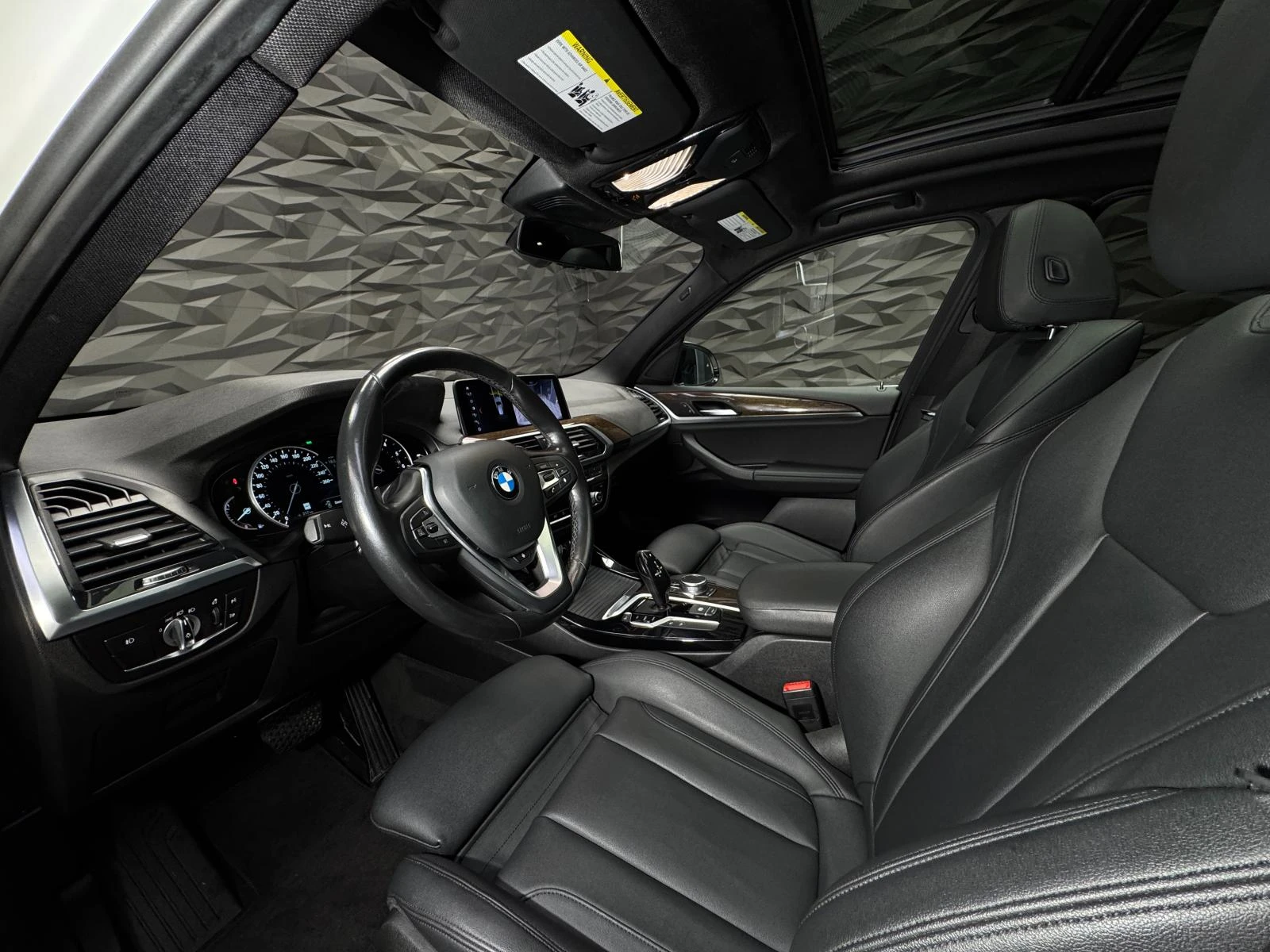 BMW X3 xDrive30i Подгрев* Камера* Navi* Ел. седалки - изображение 7