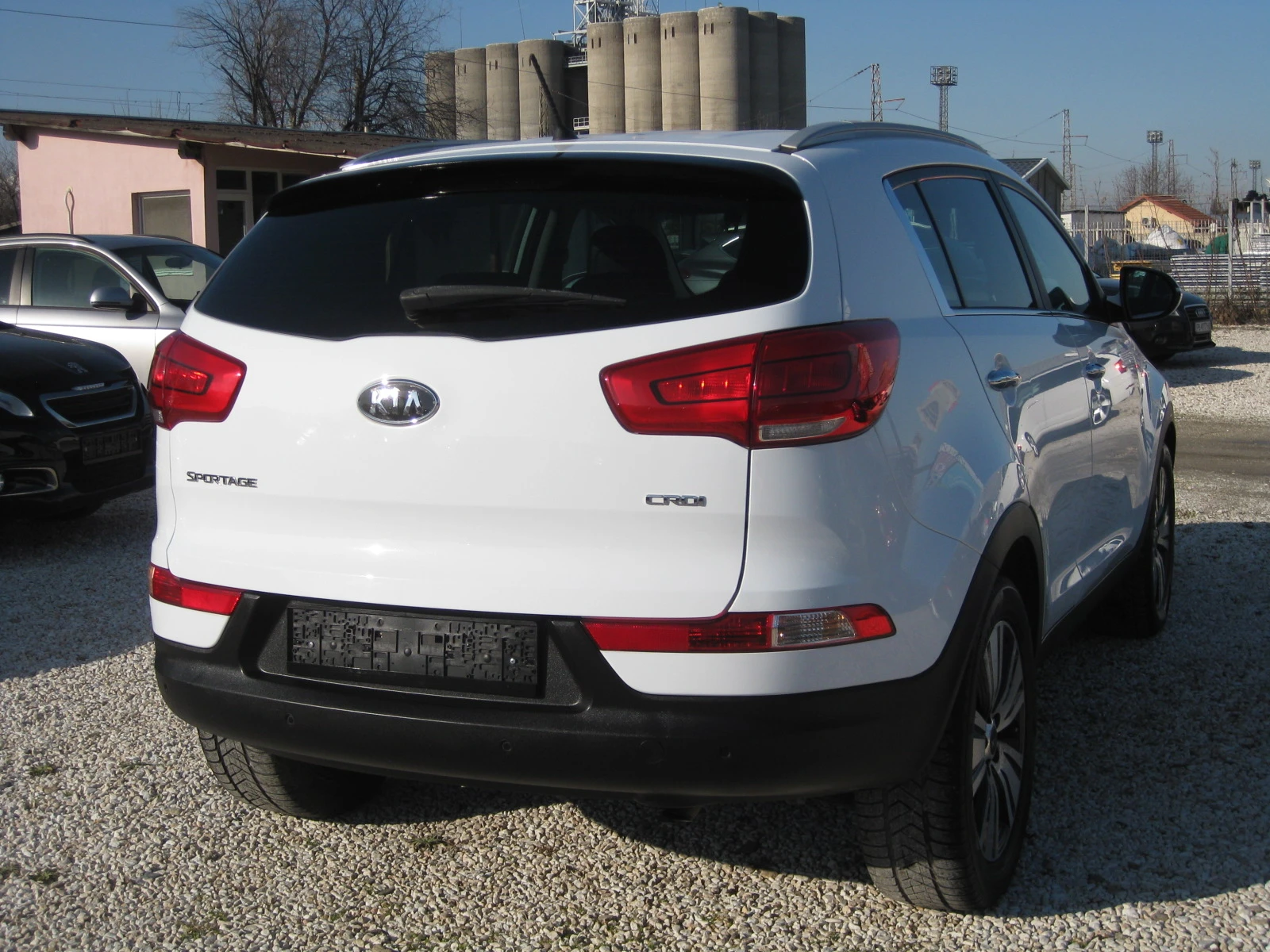 Kia Sportage 1, 7 CRDI  SLS - изображение 5