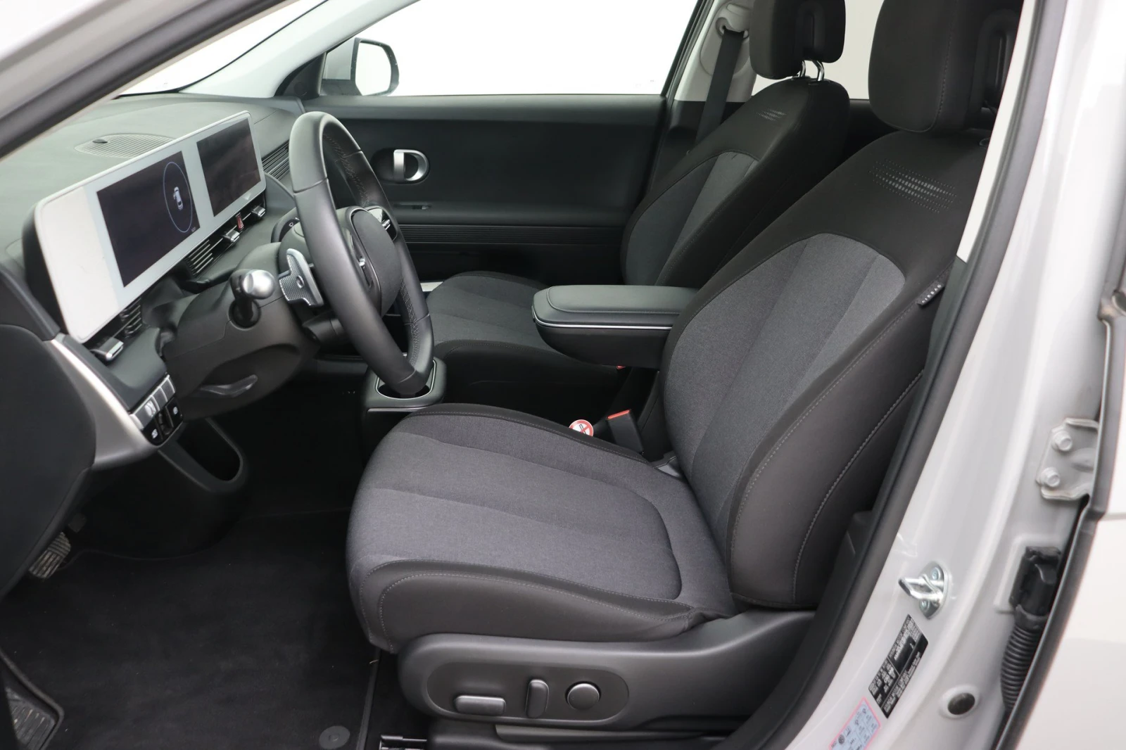 Hyundai Ioniq 5 60 kWh Core- 98.5 SOH, снимка 6 - Автомобили и джипове - 53970828