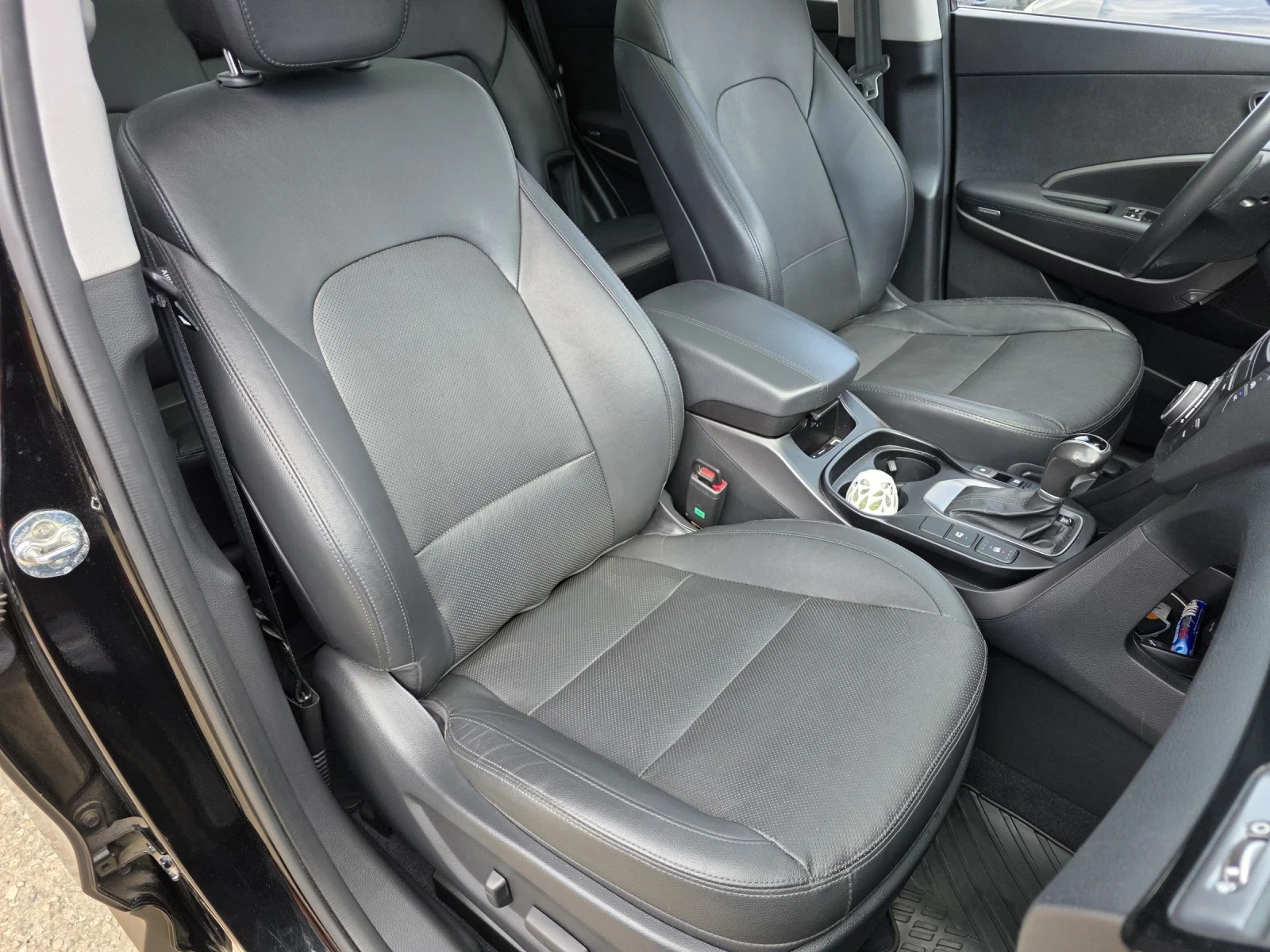 Hyundai Santa fe 2.2 CRDI 197кс | AWD | Всички екстри , снимка 14 - Автомобили и джипове - 54155222