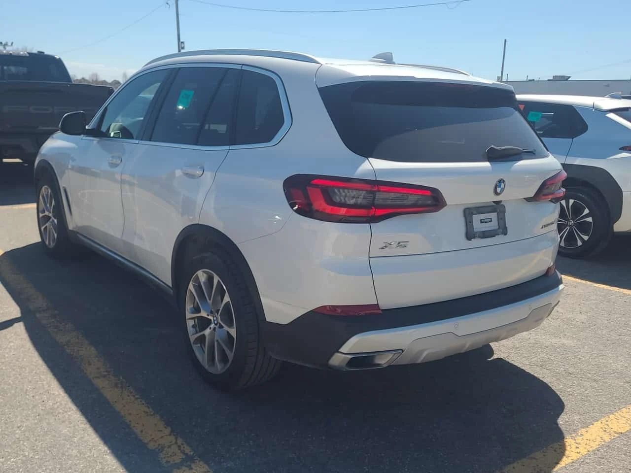 BMW X5 * xDrive40i * ПОДГРЕВИ * ПАНО * 2 КЛЮЧА * CARFAX *, снимка 4 - Автомобили и джипове - 54341366