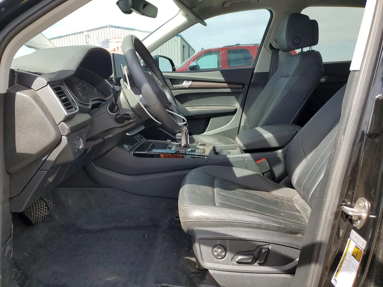 Audi Q5 2.0l Premium 40, снимка 7 - Автомобили и джипове - 54417291