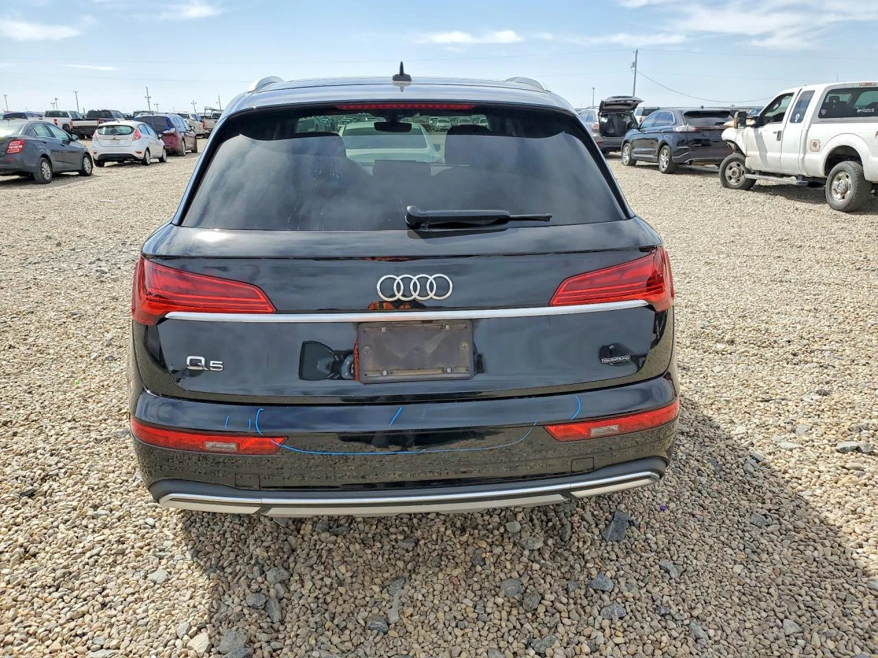 Audi Q5 2.0l Premium 40, снимка 6 - Автомобили и джипове - 54417291