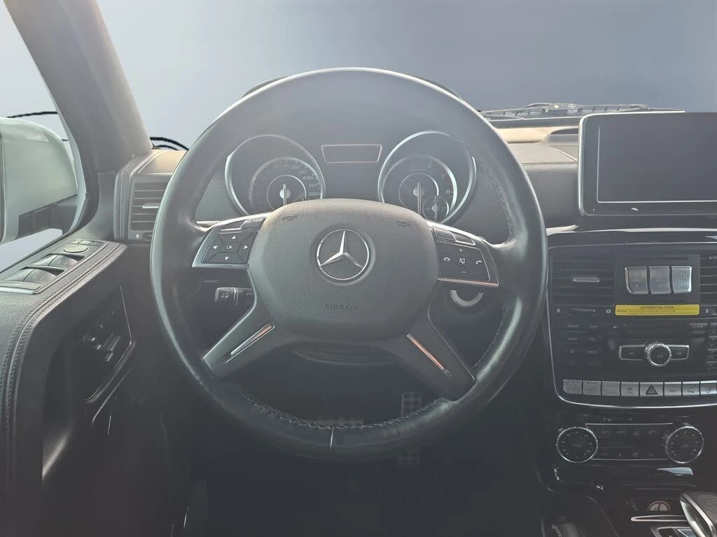 Mercedes-Benz G 63 AMG HARMON* KARDON* ПОДГРЕВ* ОБДУХВАНЕ* МАСАЖ* DESIGNO, снимка 12 - Автомобили и джипове - 54969429