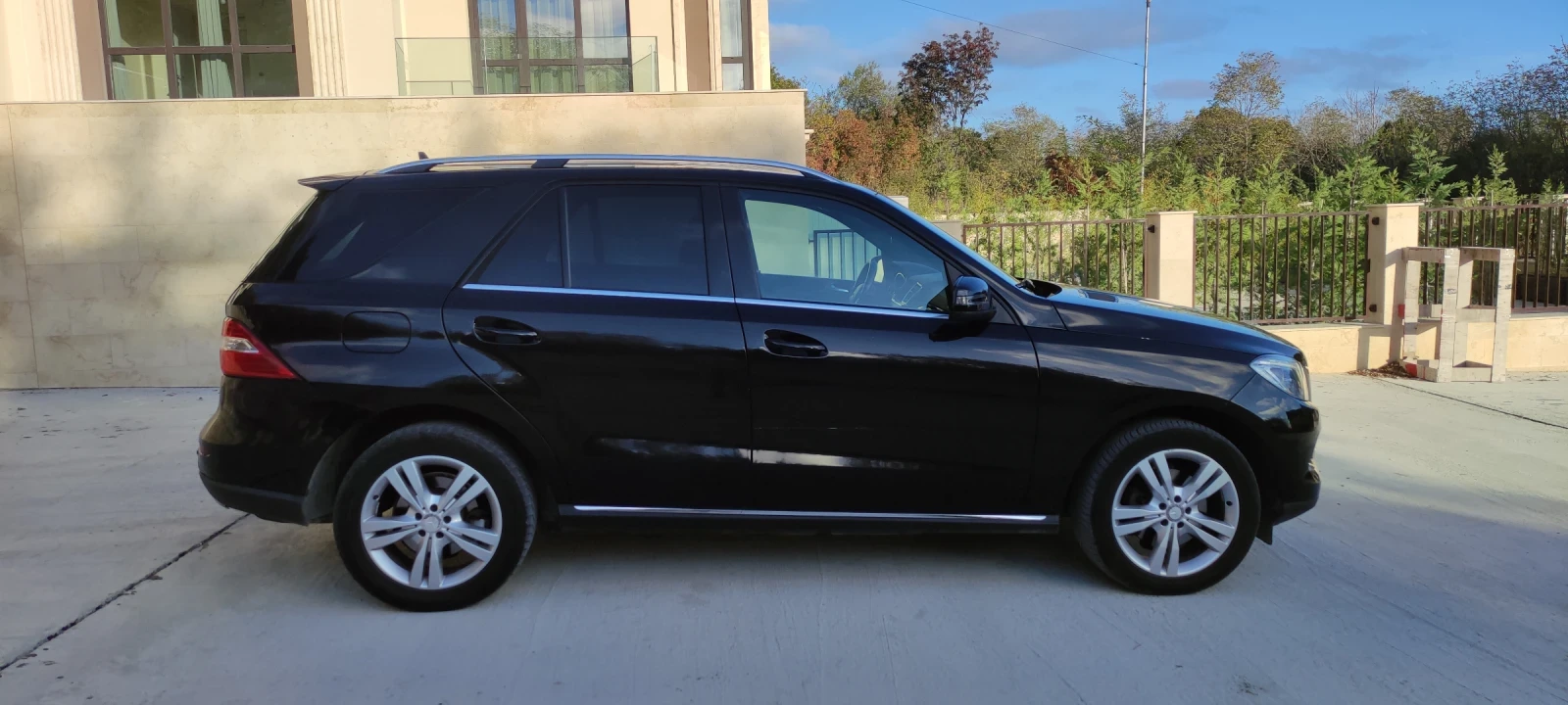 Mercedes-Benz ML 350 Sport , снимка 3 - Автомобили и джипове - 55186373