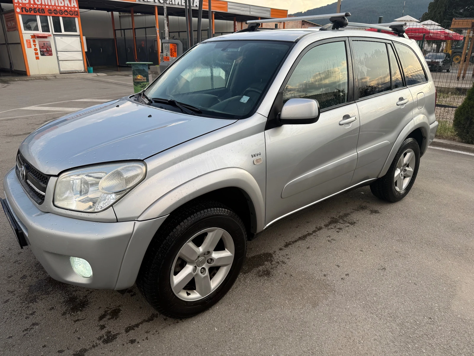 Toyota Rav4, снимка 6 - Автомобили и джипове - 55343003