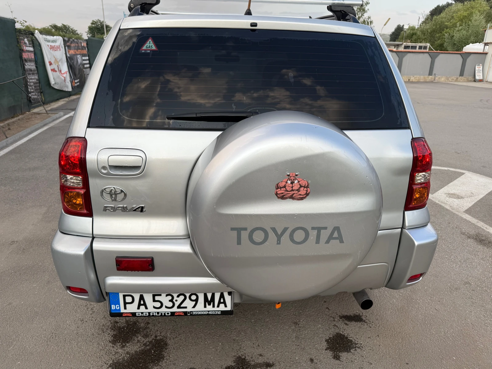 Toyota Rav4, снимка 4 - Автомобили и джипове - 55343003