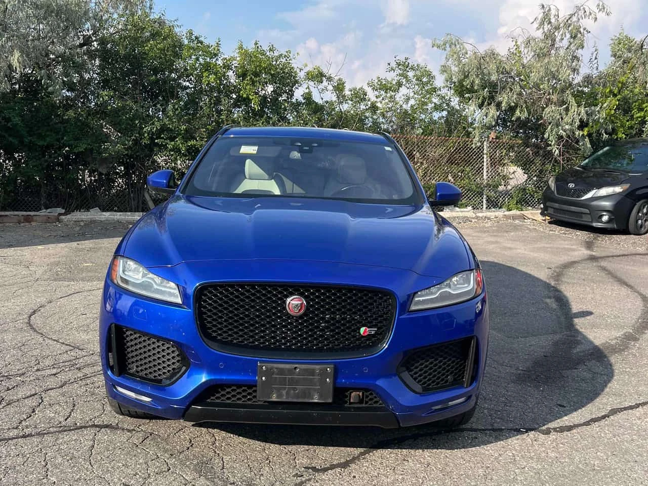 Jaguar F-PACE  S / DISTRONIC / HUD / PANO, снимка 3 - Автомобили и джипове - 55613533