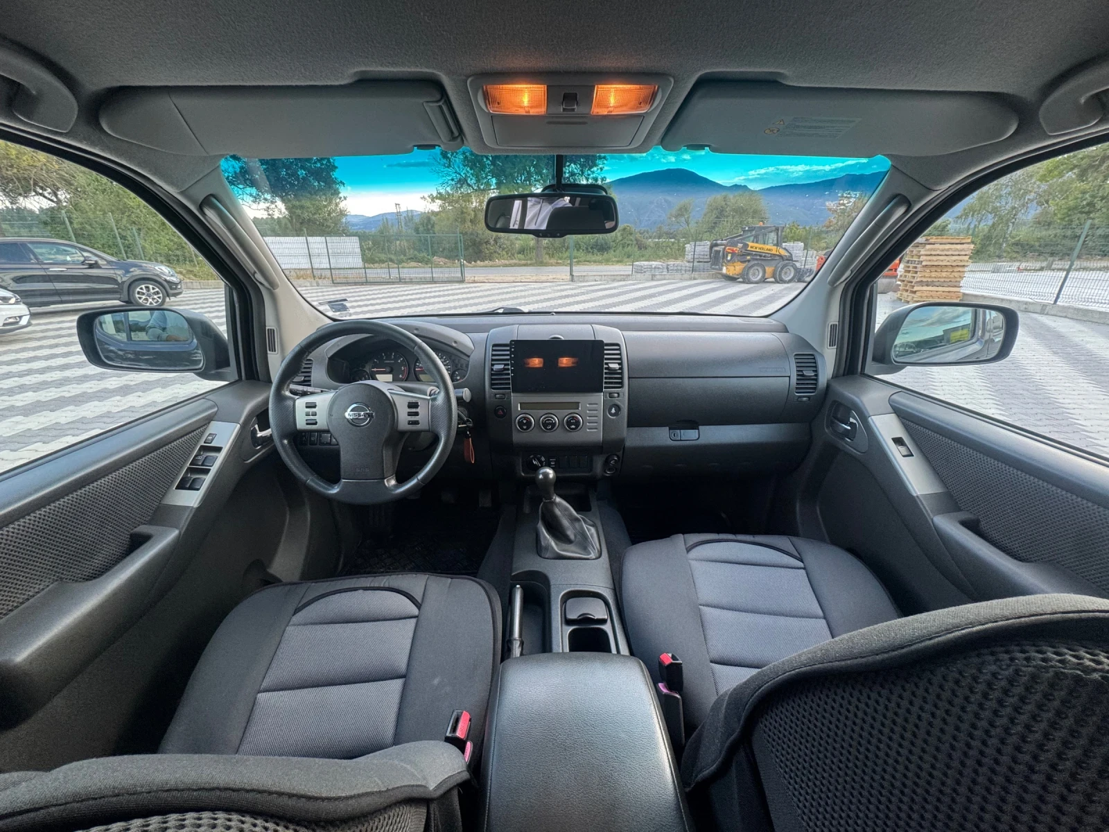 Nissan Navara 2.5DCI внос от Испания, снимка 8 - Автомобили и джипове - 56107420