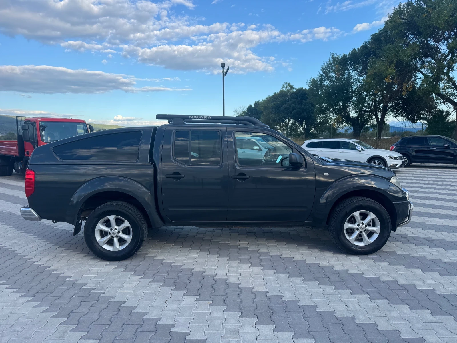 Nissan Navara 2.5DCI внос от Испания, снимка 4 - Автомобили и джипове - 56107420
