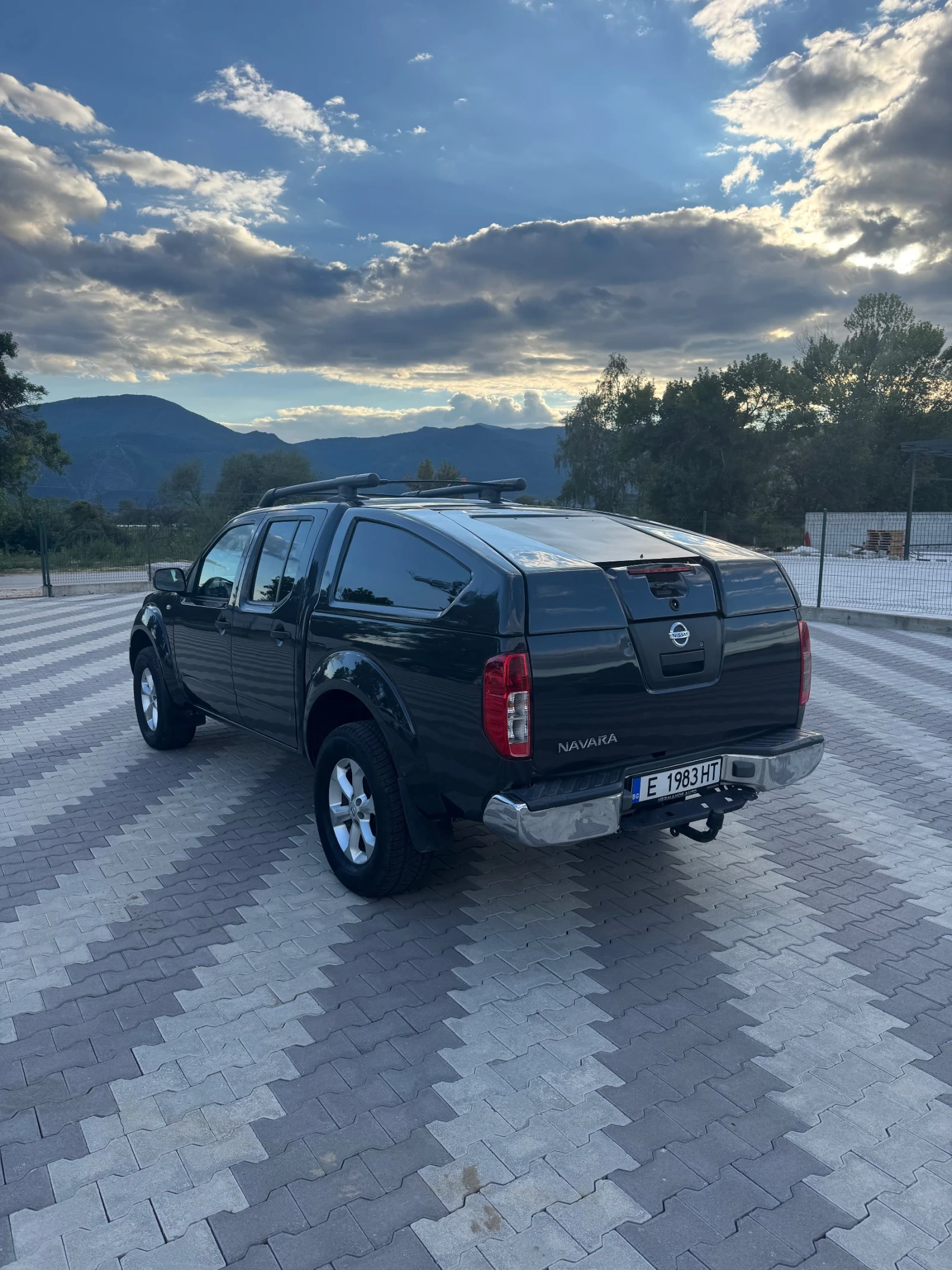 Nissan Navara 2.5DCI внос от Испания, снимка 7 - Автомобили и джипове - 56107420