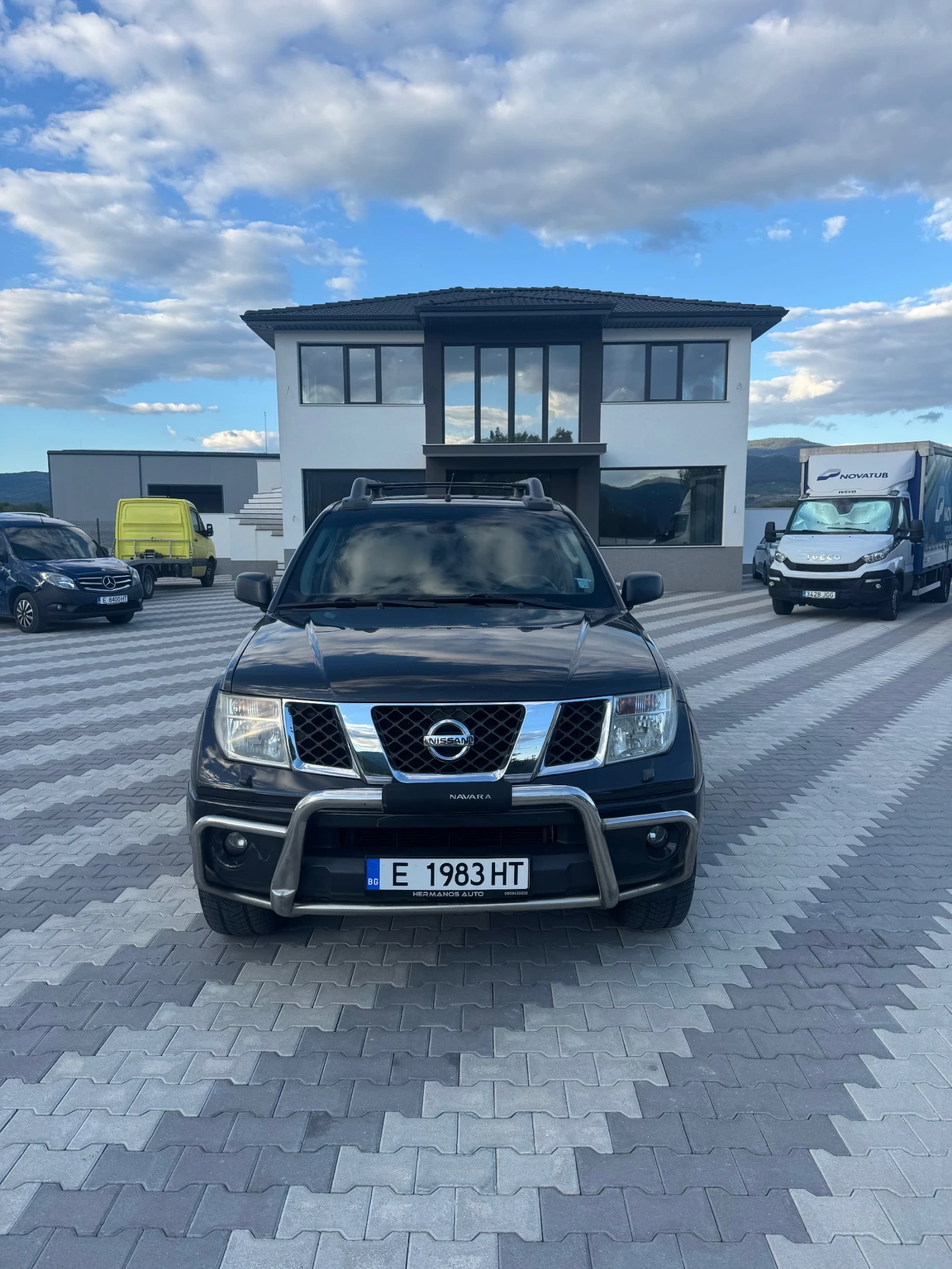 Nissan Navara 2.5DCI внос от Испания, снимка 2 - Автомобили и джипове - 56107420