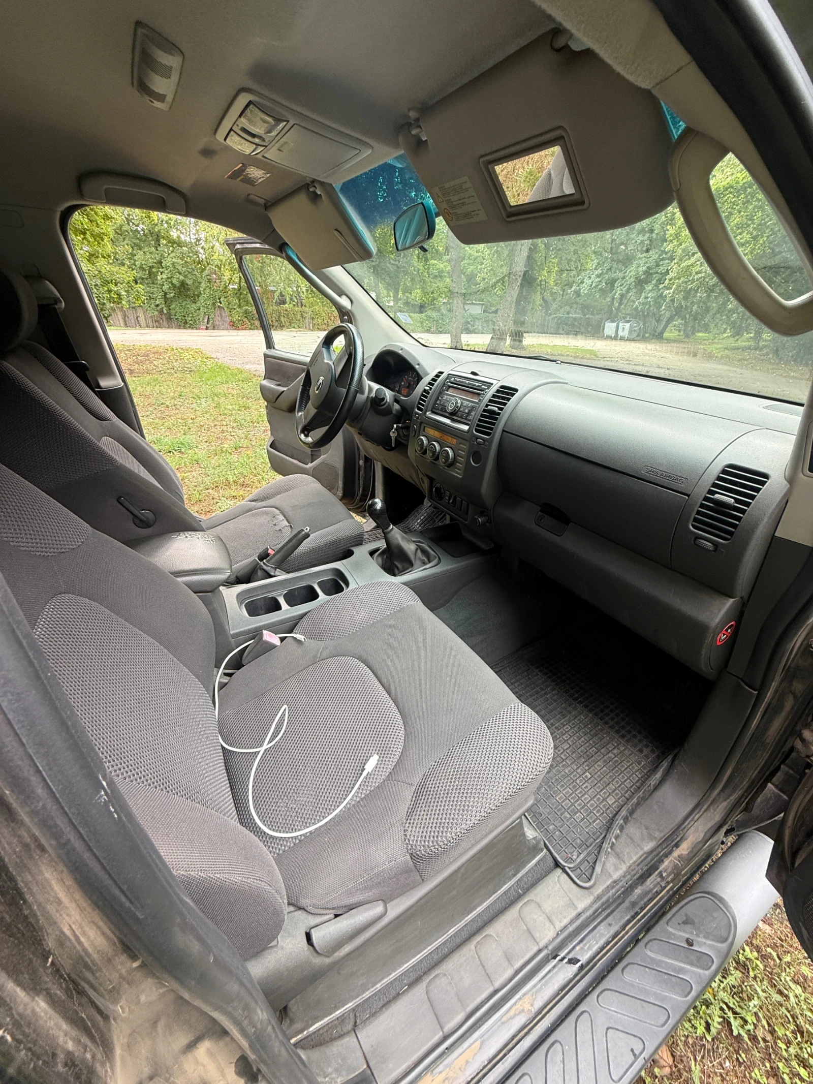 Nissan Navara, снимка 10 - Автомобили и джипове - 56231314