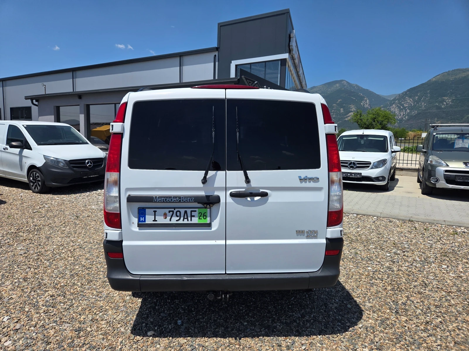Mercedes-Benz Vito 2.2 646мотор 4х4 9 места климатик , снимка 4 - Бусове и автобуси - 55087649
