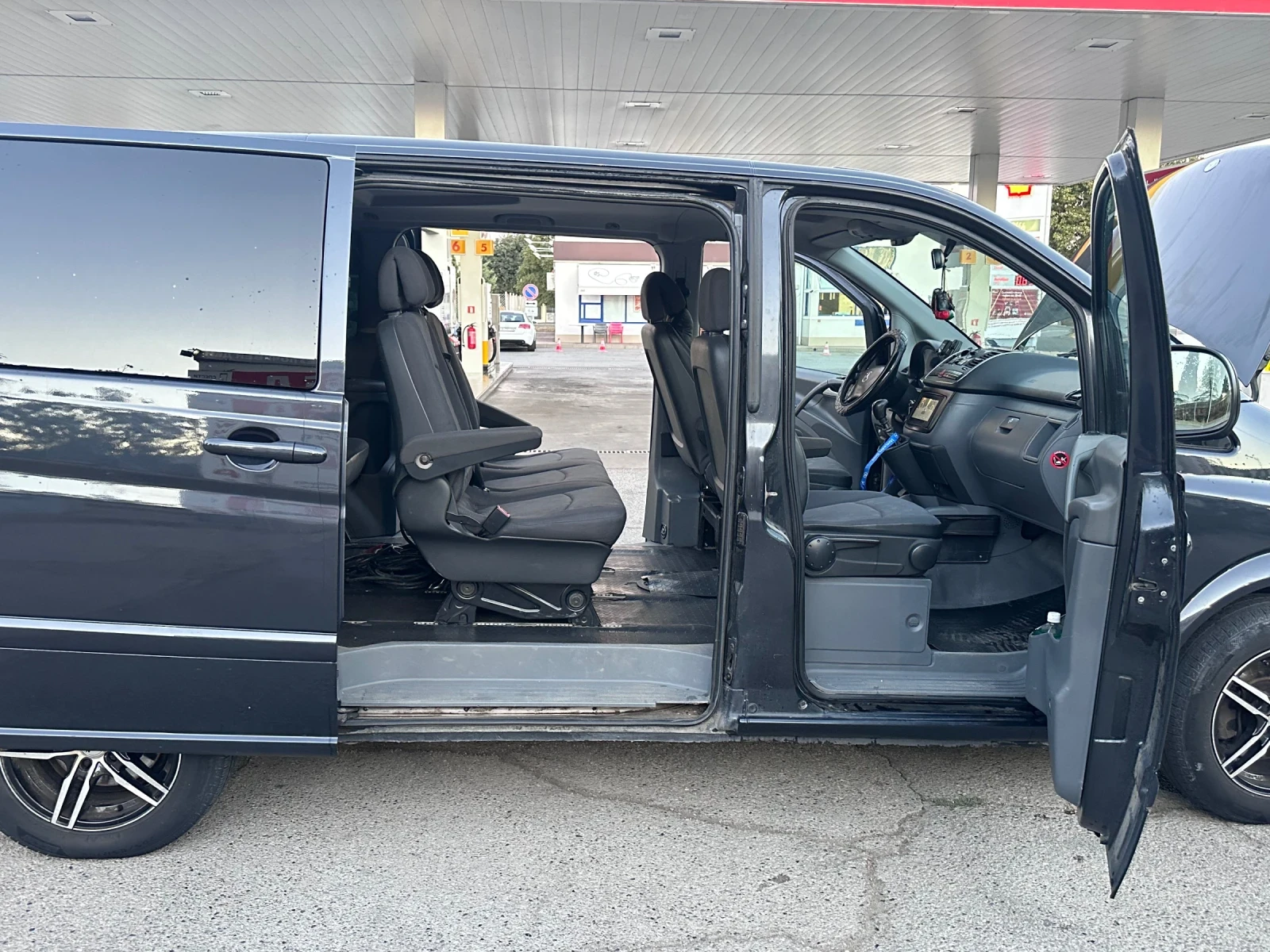 Mercedes-Benz Vito 2.2, снимка 10 - Бусове и автобуси - 56011077