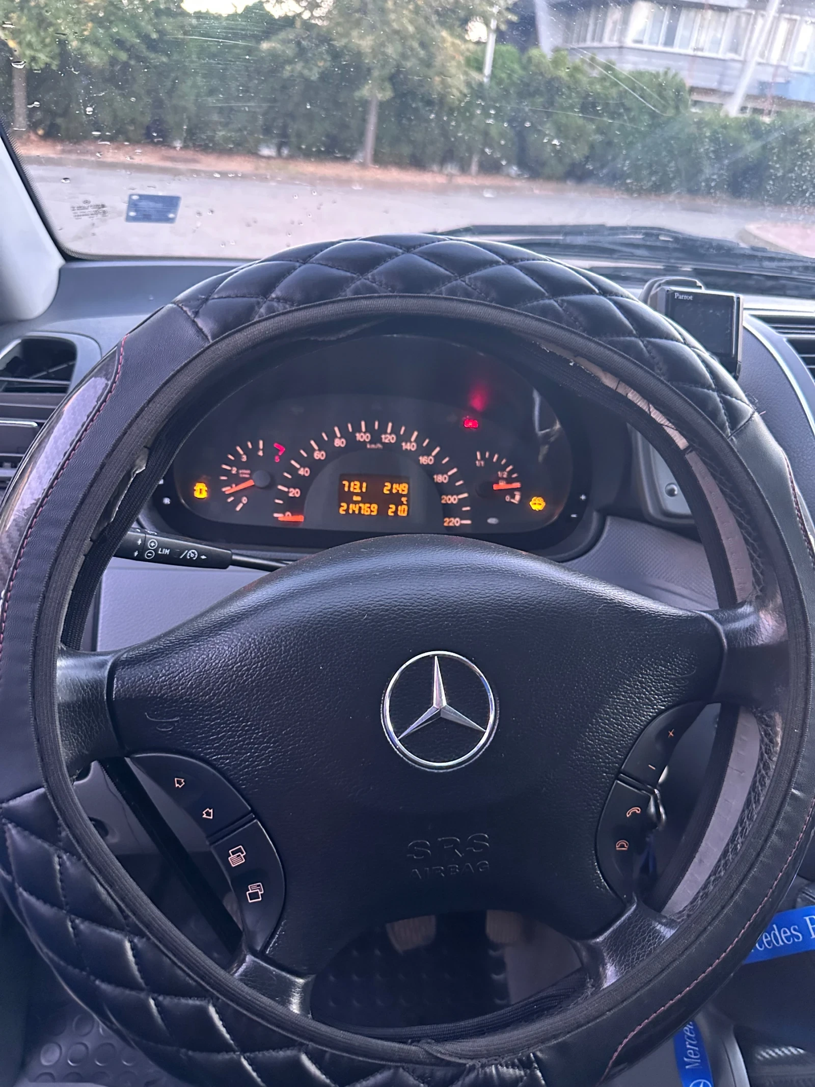 Mercedes-Benz Vito 2.2, снимка 8 - Бусове и автобуси - 56011077