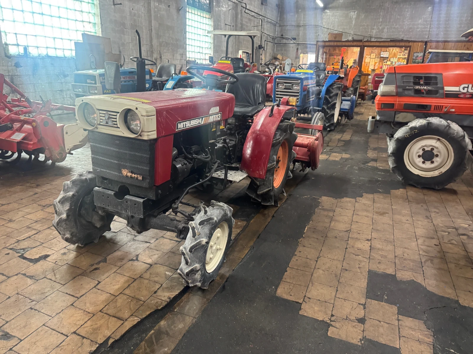 Трактор Mitsubishi MT13D - изображение 4