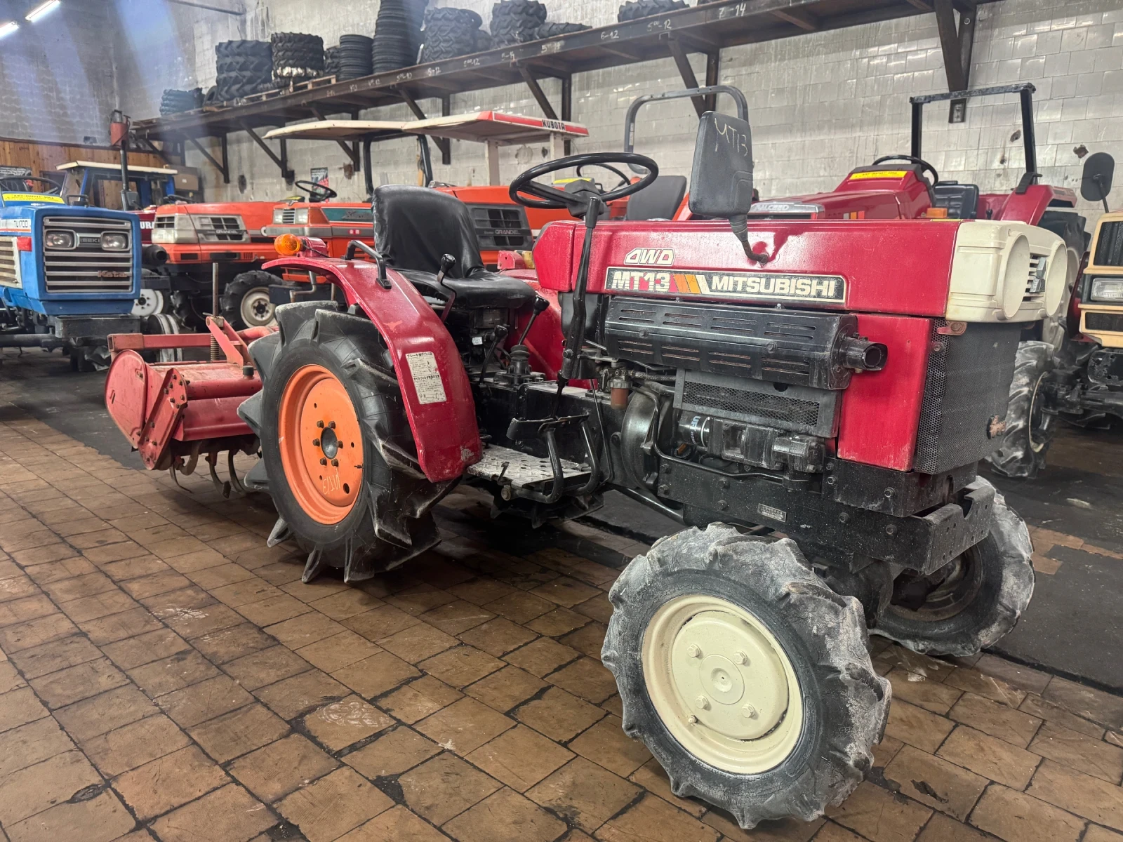 Трактор Mitsubishi MT13D - изображение 2