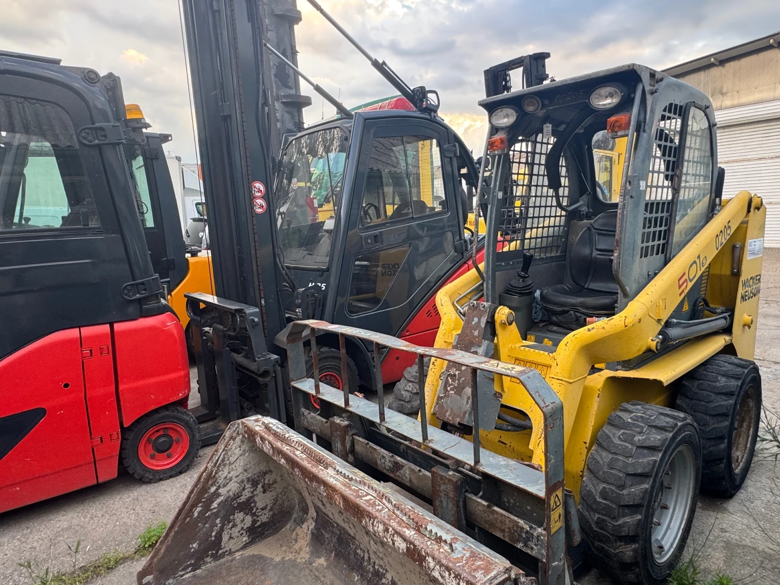 Мини челни товарачи Друга Wacker Neuson 501s, снимка 3 - Индустриална техника - 54828869