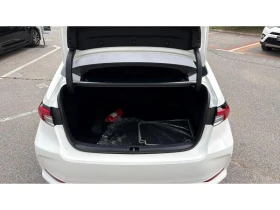 Toyota Corolla SDN 1.8 HSD EXECUTIVE, снимка 10