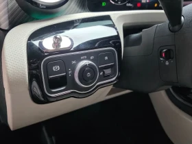 Mercedes-Benz A 220 SEDAN, снимка 15