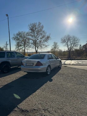 Mercedes-Benz C 200, снимка 1