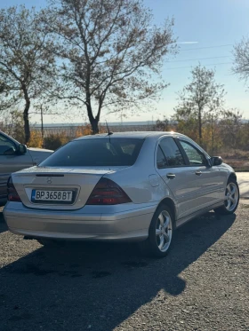 Mercedes-Benz C 200, снимка 2