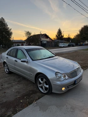 Mercedes-Benz C 200, снимка 4