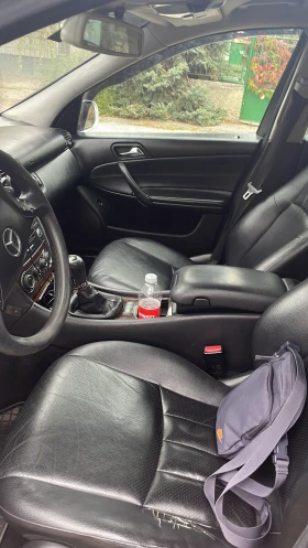 Mercedes-Benz C 200, снимка 9