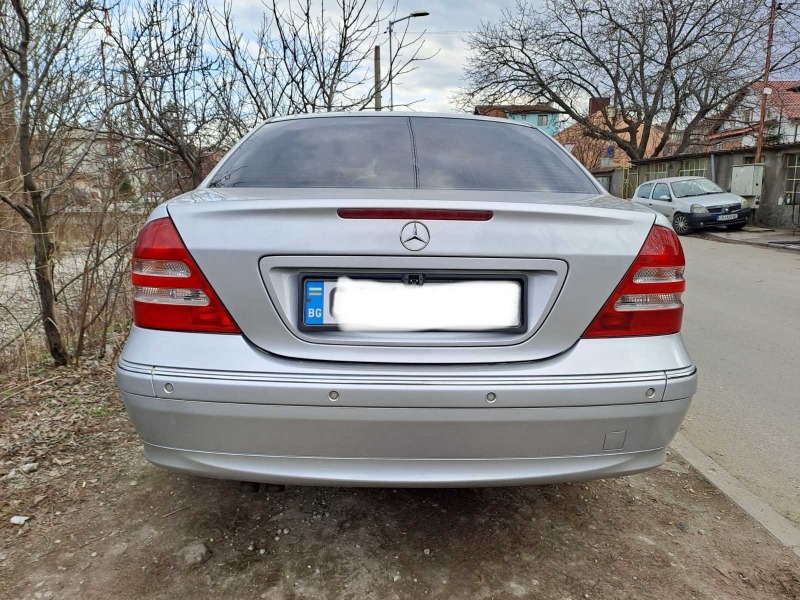 Mercedes-Benz C 220 CDI, снимка 14 - Автомобили и джипове - 45895457