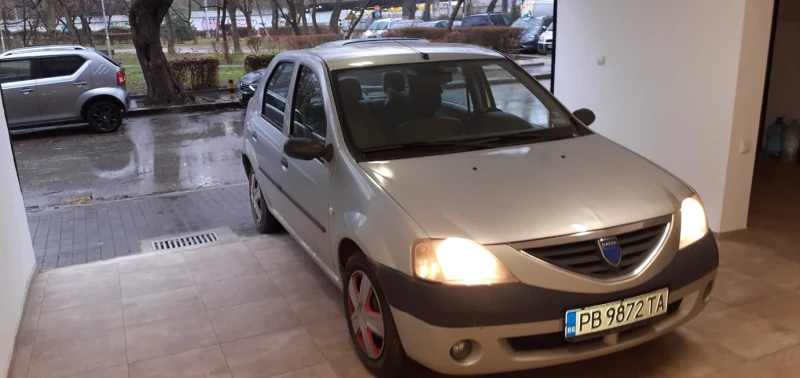 Dacia Logan 1.6, снимка 1 - Автомобили и джипове - 47474714