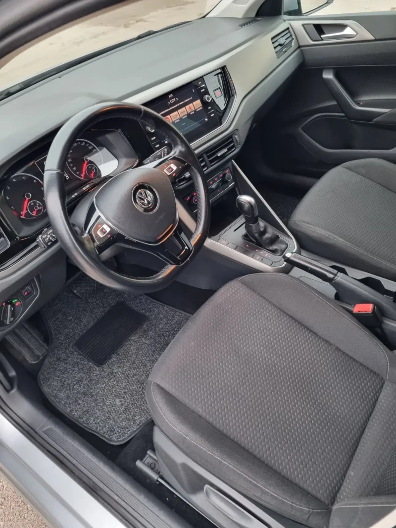 VW Polo 1.0 DSG, снимка 7 - Автомобили и джипове - 48240747