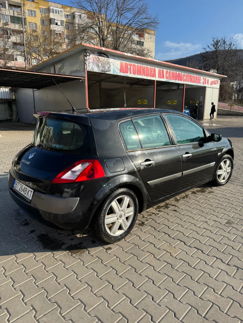 Renault Megane, снимка 2 - Автомобили и джипове - 48796209