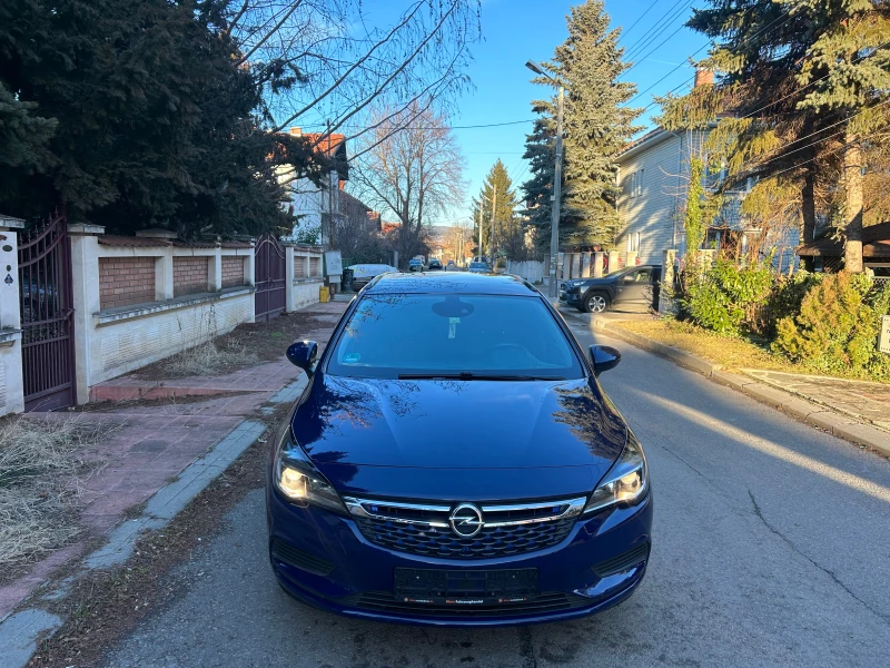 Opel Astra 1, 6, снимка 2 - Автомобили и джипове - 48998128