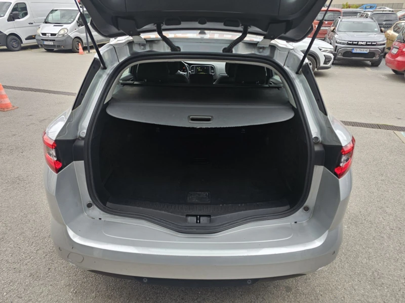 Renault Megane Energy dCi 115 к.с. дизел Stop&Start , снимка 13 - Автомобили и джипове - 51920654