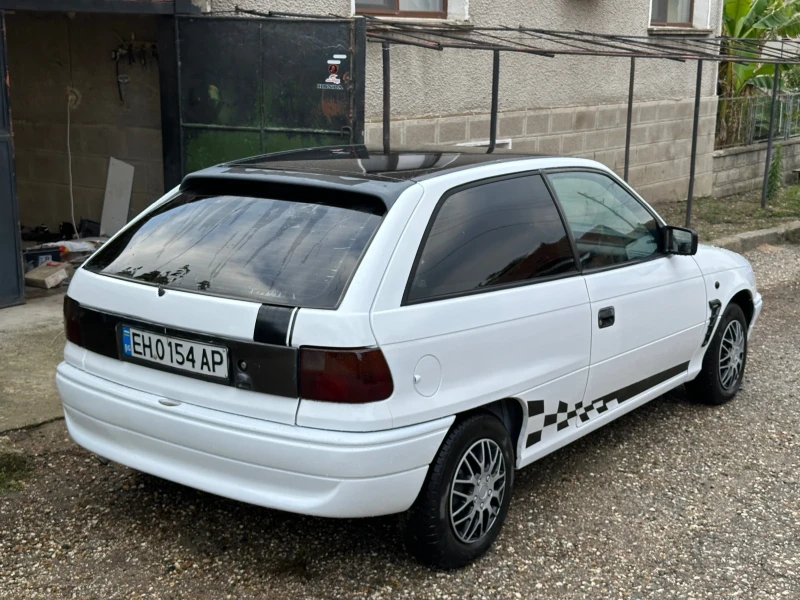 Opel Astra 1.4i, снимка 5 - Автомобили и джипове - 52487390